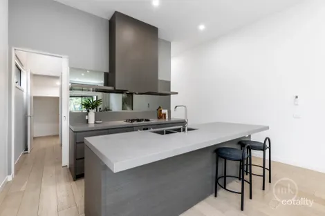 Property photo of 11/202 Mountain View Road Briar Hill VIC 3088