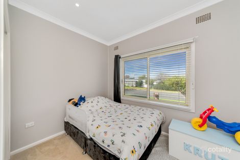 Property photo of 12 Audubon Crescent Goulburn NSW 2580