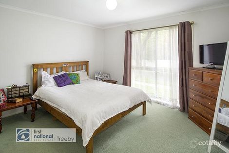 Property photo of 1 Blue Mist Drive Croydon South VIC 3136