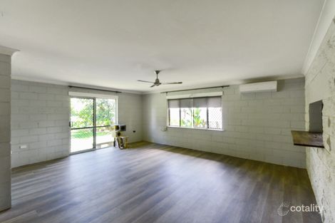 Property photo of 9 Jacaranda Close Manunda QLD 4870