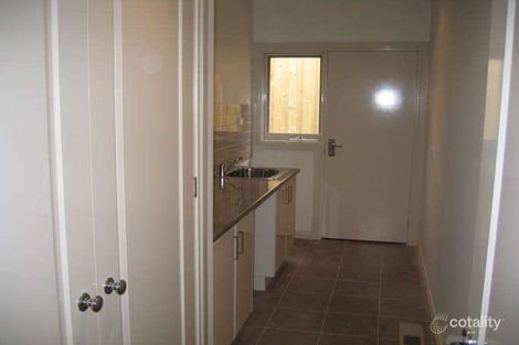 Property photo of 28 Kingston Way Mooroolbark VIC 3138