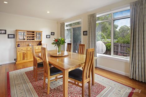 Property photo of 2/10 Montclair Avenue Glen Waverley VIC 3150