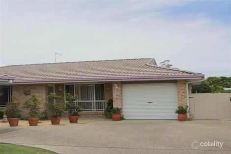 Property photo of 2/59 Osprey Drive Yamba NSW 2464
