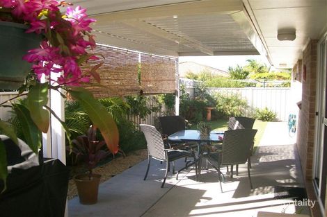 Property photo of 2/59 Osprey Drive Yamba NSW 2464