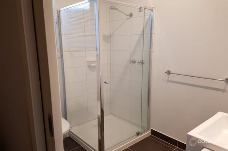 1b Saintfield St, Lara, VIC 3212