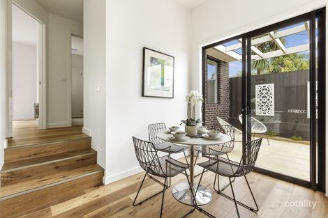 Property photo of 2/677 Warrigal Road Bentleigh East VIC 3165