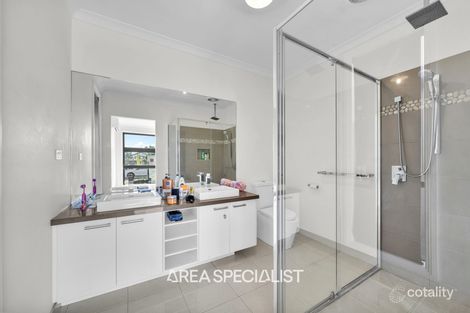 Property photo of 19 Polblue Street Cranbourne North VIC 3977