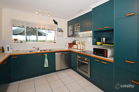 Property photo of 70 Hillcrest Avenue Scarness QLD 4655