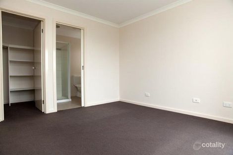 Property photo of 6 Keith Avenue Sunbury VIC 3429
