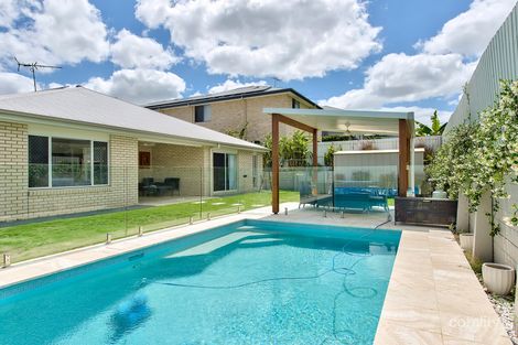 38 Magpie Pl, Upper Kedron, QLD 4055