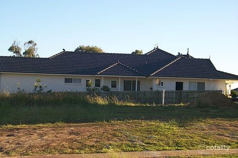 64 Castle Hill Dr, Murrumba Downs, QLD 4503