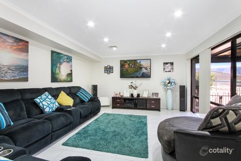 Property photo of 28 Ritchie Crescent Horsley NSW 2530