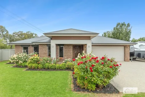 19 Gilson Pl, Howlong, NSW 2643