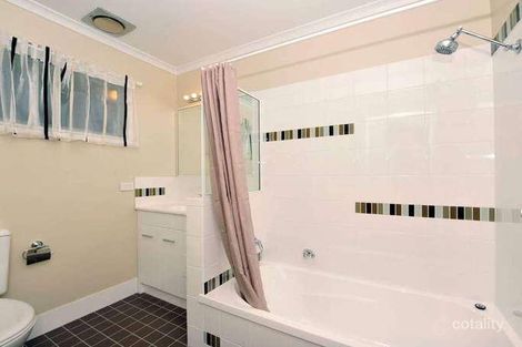 Property photo of 19 Highfield Street Durack QLD 4077