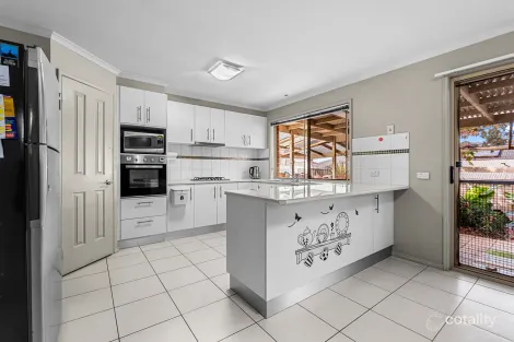 Property photo of 35 Morrison Street Kangaroo Flat VIC 3555