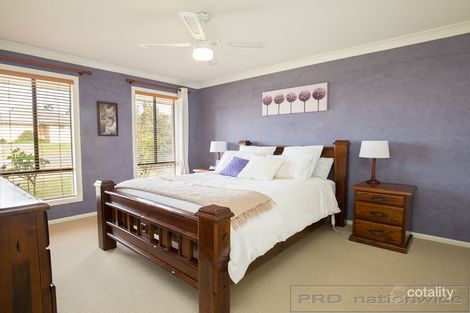 Property photo of 5 Curtis Close Raworth NSW 2321