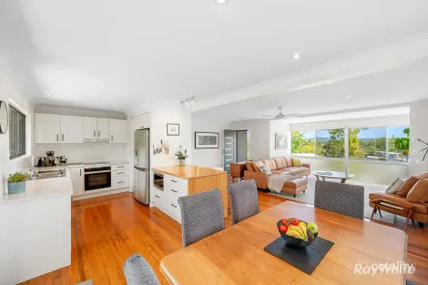 Property photo of 7 Maple Avenue Sun Valley QLD 4680