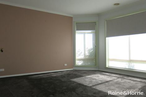 Property photo of 6 Taylors Court Caroline Springs VIC 3023