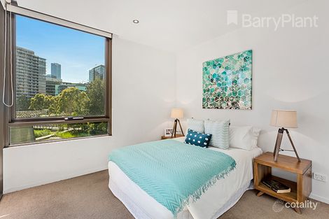 Property photo of 205/1 Encounter Way Docklands VIC 3008