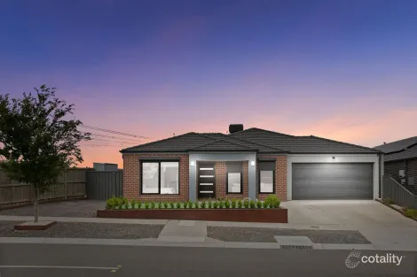 62 Hawking Cres, Fraser Rise, VIC 3336
