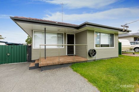 11 Railway Cres, Belmont North, NSW 2280