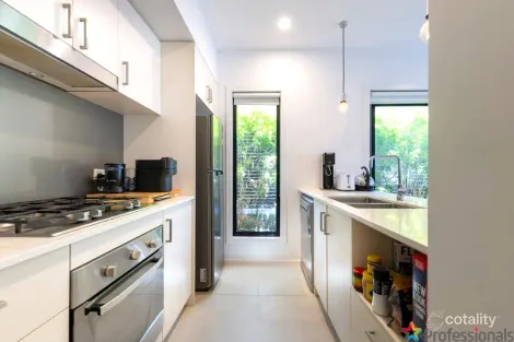 Property photo of 17/15 Mullenger Road Braybrook VIC 3019