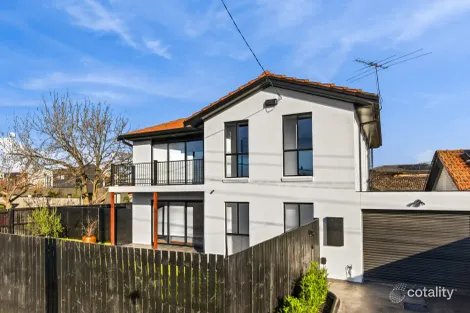 10 ROBERT ST, DANDENONG, VIC 3175