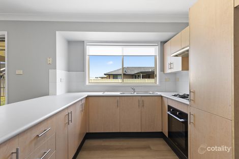 Property photo of 19 Daniel Avenue Rutherford NSW 2320