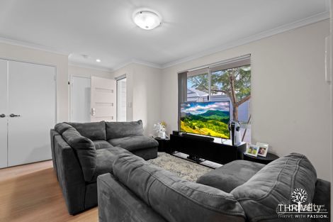 Property photo of 3/148 Treasure Road Queens Park WA 6107