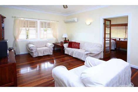 Property photo of 125 Lloyd Street Camp Hill QLD 4152