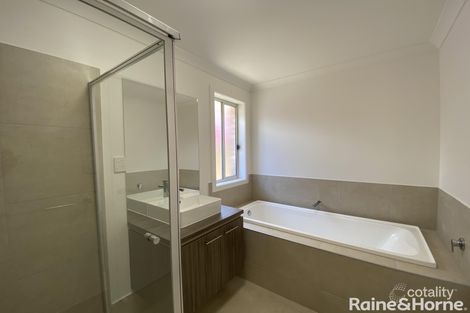 Property photo of 42 Olympic Way Munno Para West SA 5115