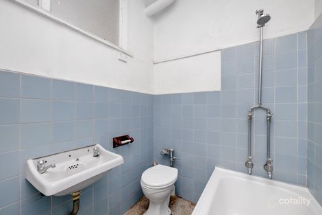 Property photo of 32/2-4 Greenknowe Avenue Elizabeth Bay NSW 2011