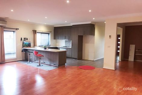 Property photo of 16 Brighton Place Craigieburn VIC 3064