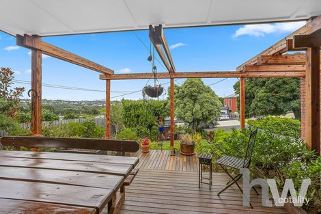 Property photo of 13 Mawarra Court Highton VIC 3216