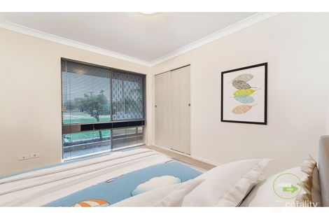 Property photo of 14 Fagence Way Thornlie WA 6108