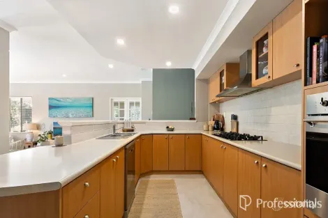 Property photo of 36 Keystone Loop Secret Harbour WA 6173