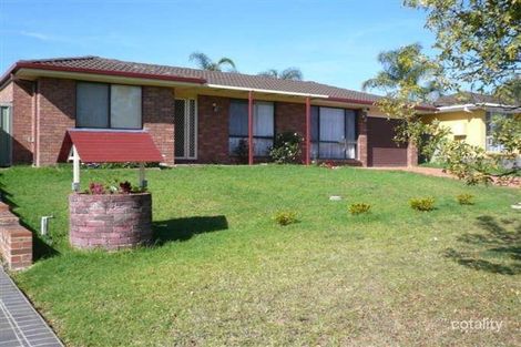18 Sandpiper Cres, Claremont Meadows, NSW 2747