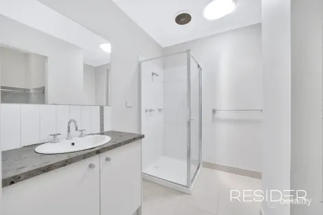 Property photo of 18 Argus Esplanade Epping VIC 3076