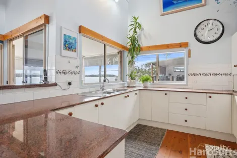 Property photo of 82 Settlement Point Road Port Macquarie NSW 2444