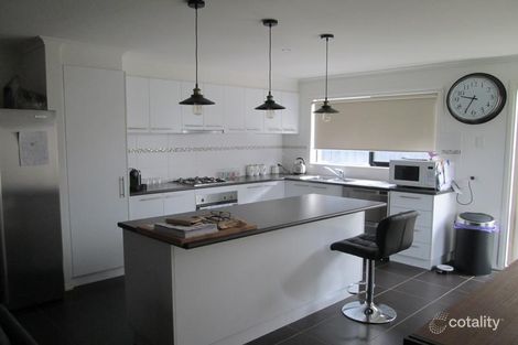 19/107 Army Rd, Pakenham, VIC 3810