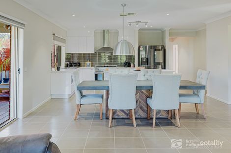 Property photo of 38 Lancefield Circuit Eynesbury VIC 3338