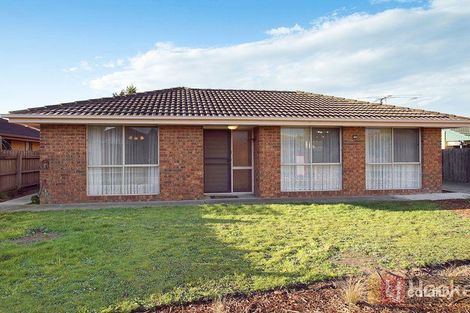 Property photo of 35 Ivan Crescent Hampton Park VIC 3976