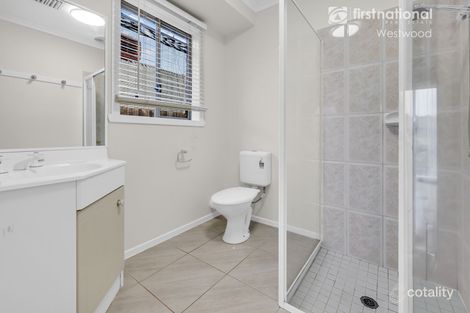 Property photo of 5 Farnborough Place Hoppers Crossing VIC 3029