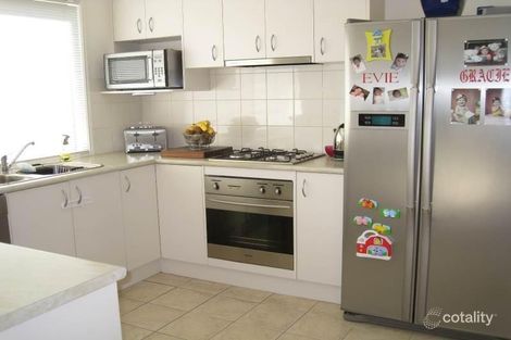 Property photo of 17 Appletree Crescent Shepparton VIC 3630