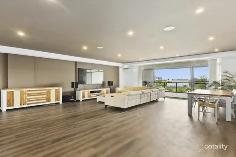 Property photo of 10/2-6 Warrigal Street The Entrance NSW 2261