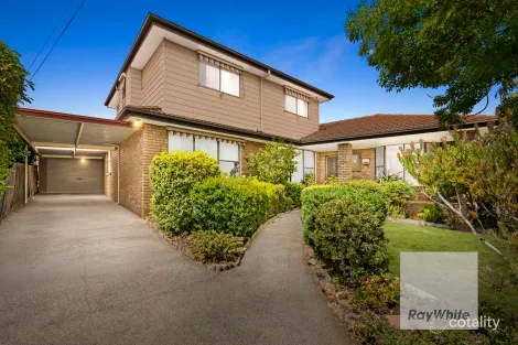 16 GLENARA CT, BUNDOORA, VIC 3083