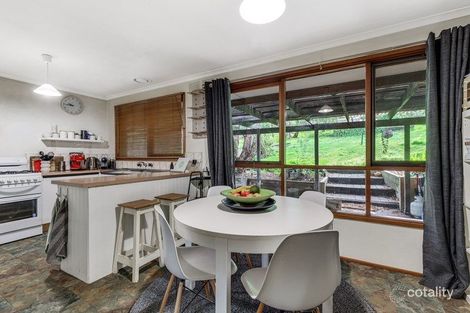 Property photo of 10 Stokes Place Eltham VIC 3095