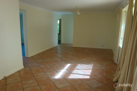 Property photo of 8 Oxford Close Sippy Downs QLD 4556