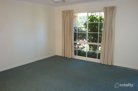 Property photo of 8 Oxford Close Sippy Downs QLD 4556