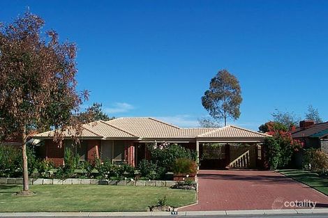 11 Stratton Bvd, Stratton, WA 6056